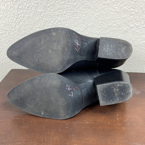 Sun and Stone Elizaa Black Ankle Boot Stacked Heel Notched Slit Bootie Sz 10 - Picture 10 of 13